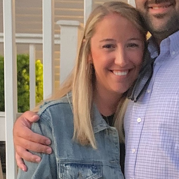 Meet your Posher, Alex - Picture 1 of 1